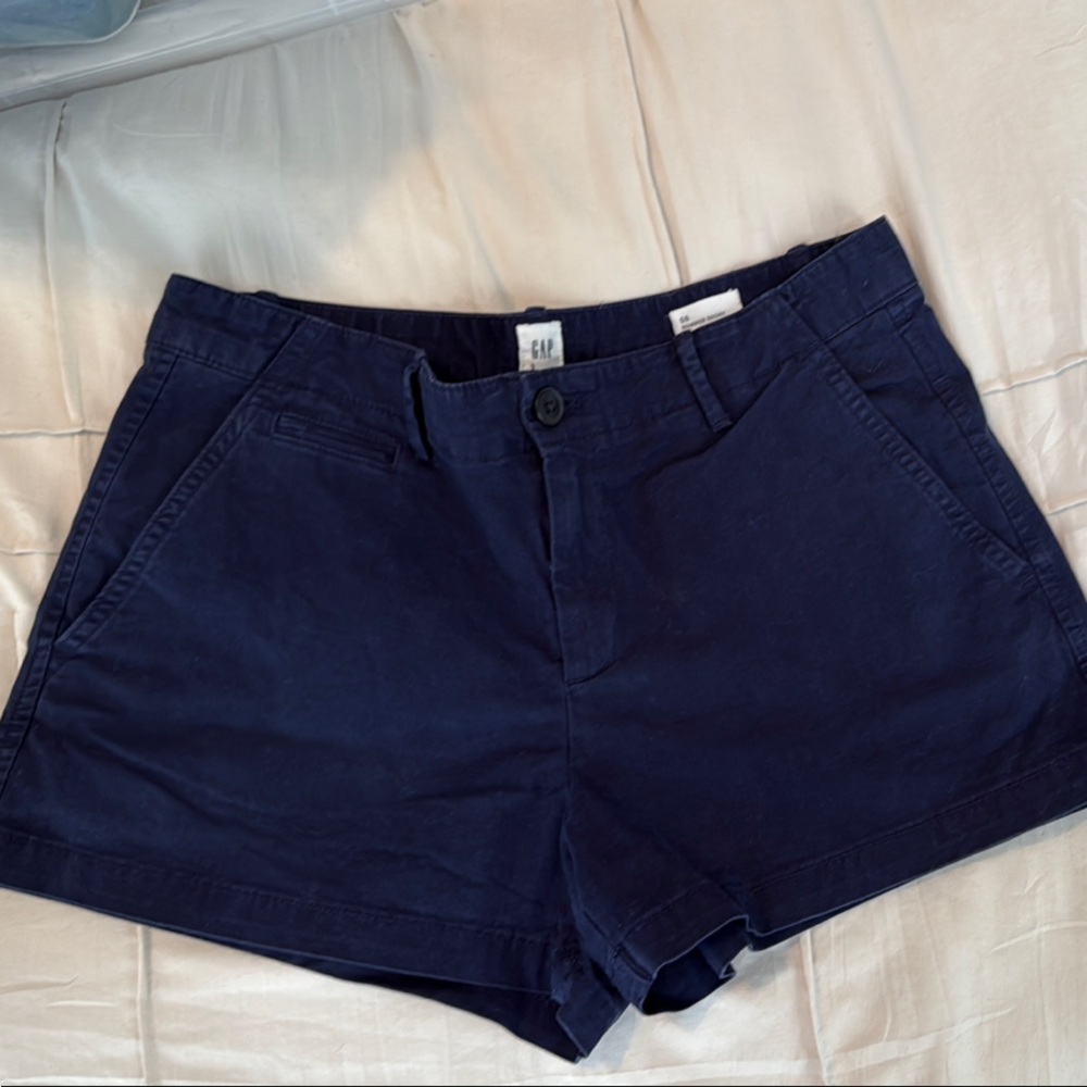 GAP Navy Blue Chino Shorts Classic Cotton Design size 6
